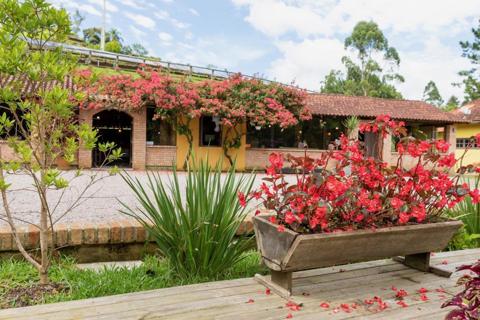 Pousada Gostinho De Sitio São Pedro de Alcântara Exterior foto